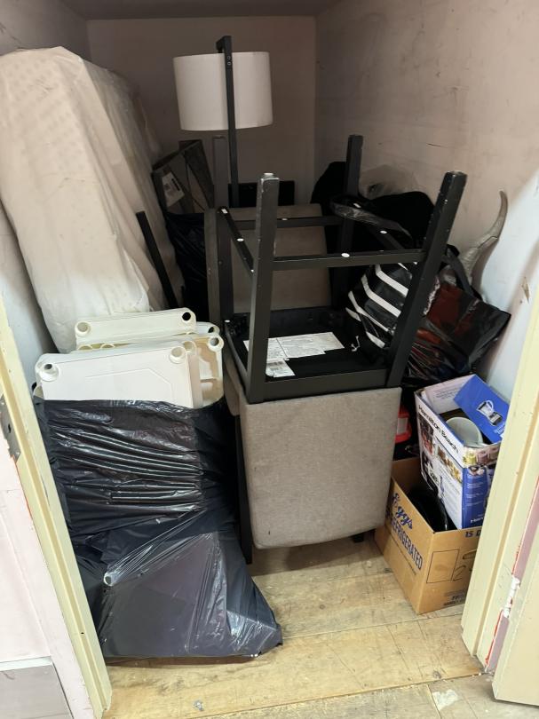 Storage Unit Auction in Niagara Falls , NY at UHaul of Niagara Falls ends on 9th April, 2024 8